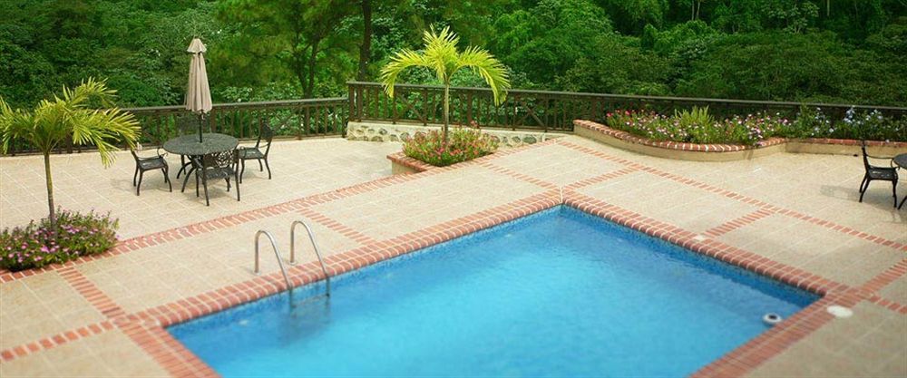 Hotel Rancho La Aurora Jarabacoa Extérieur photo