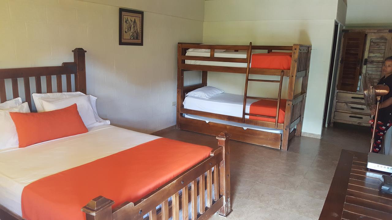 Hotel Rancho La Aurora Jarabacoa Extérieur photo